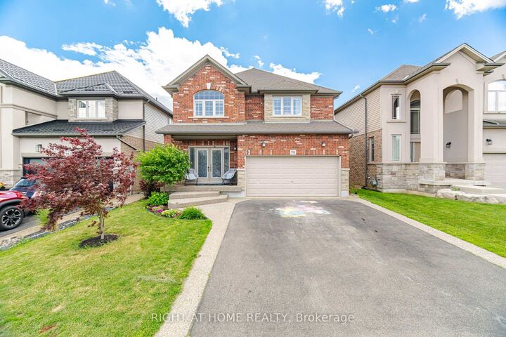 Property Photo:  79 Garinger Crescent  ON L0R 1C0 