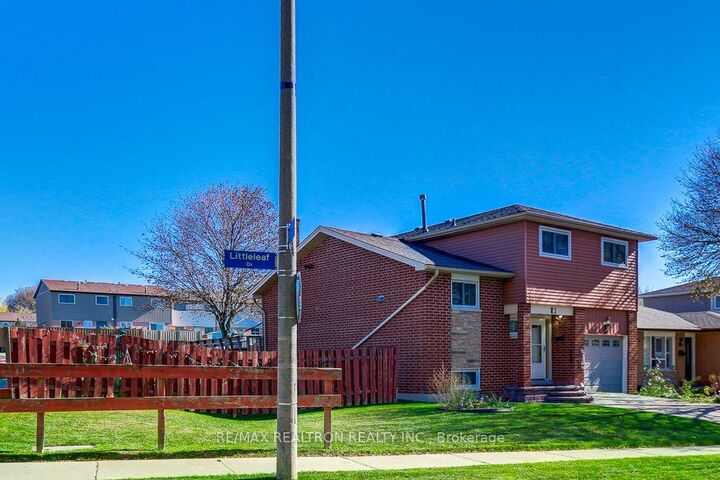 Property Photo:  2 Littleleaf Drive  ON M1B 1Z1 