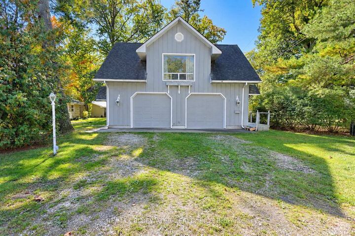 Property Photo:  10138 Edmonds Boulevard  ON N0M 1T0 
