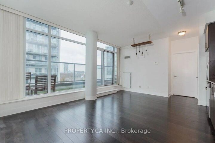 Property Photo:  90 Stadium Road 902  ON M5V 3W5 