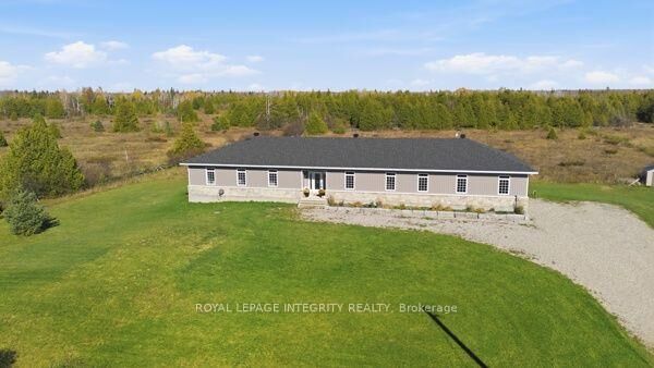 Property Photo:  2064 Rosedale Road N  ON K7A 0G2 