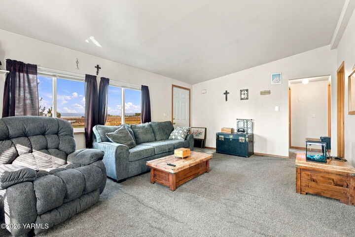 Property Photo:  2460 Duffield Rd  WA 98936 