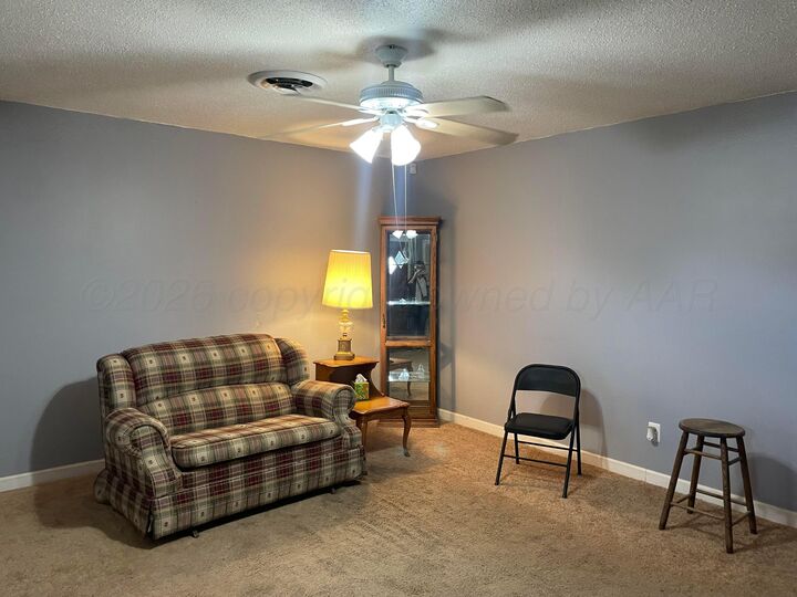 Property Photo: 1010 N Alabama Street TX 79106-7121