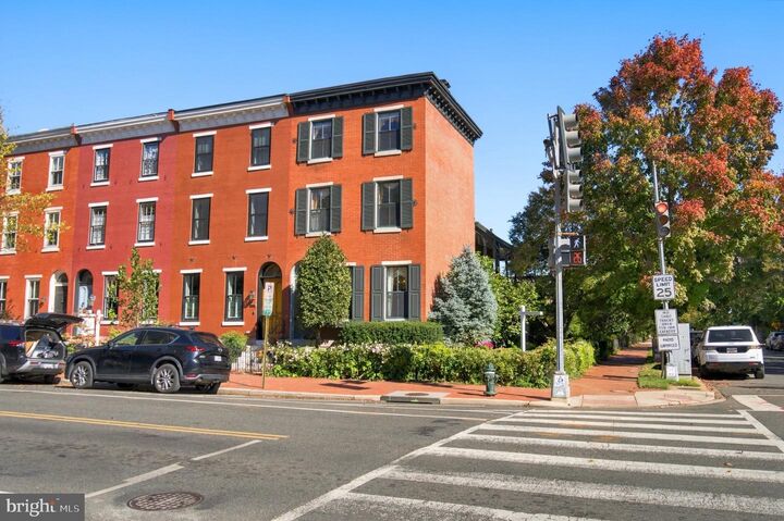 Property Photo: 154 11th Street SE DC 20003