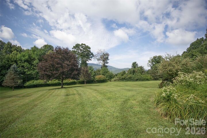 Property Photo:  127 Alan Drive  NC 28607 