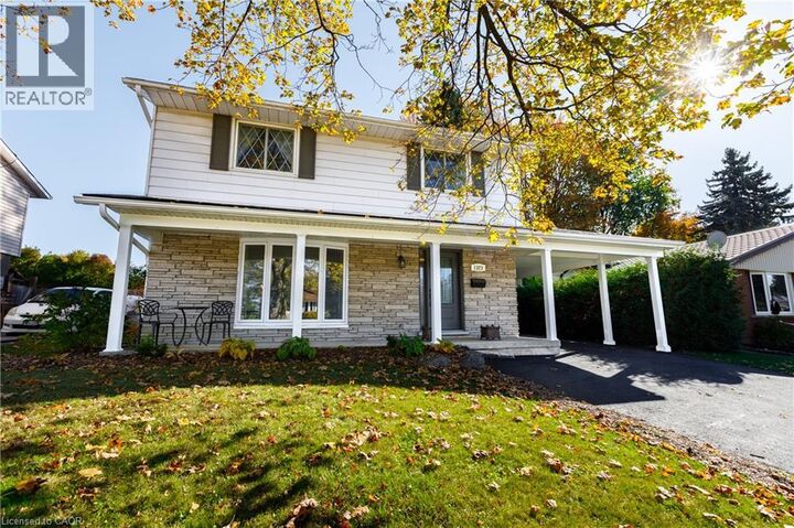 Property Photo:  1323 Queen's Boulevard  ON N2M 1C6 