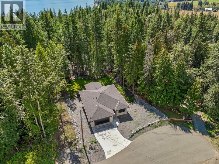 Property Photo:  7279 Birch Close  BC V0E 1M8 