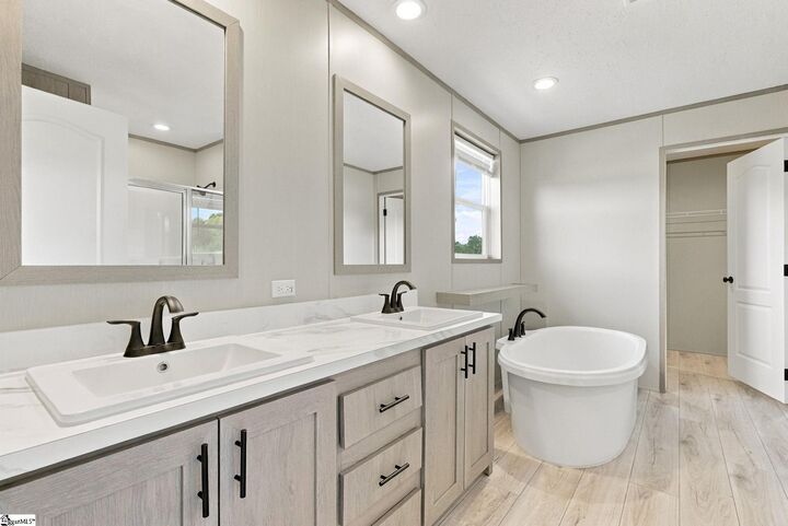 Property Photo:  120 Purdy Road  SC 29655 