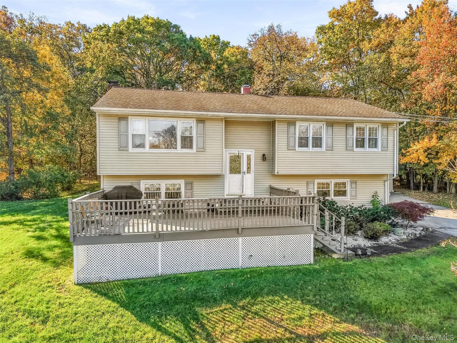 Property Photo:  22 Amy Todt Drive  NY 10950 