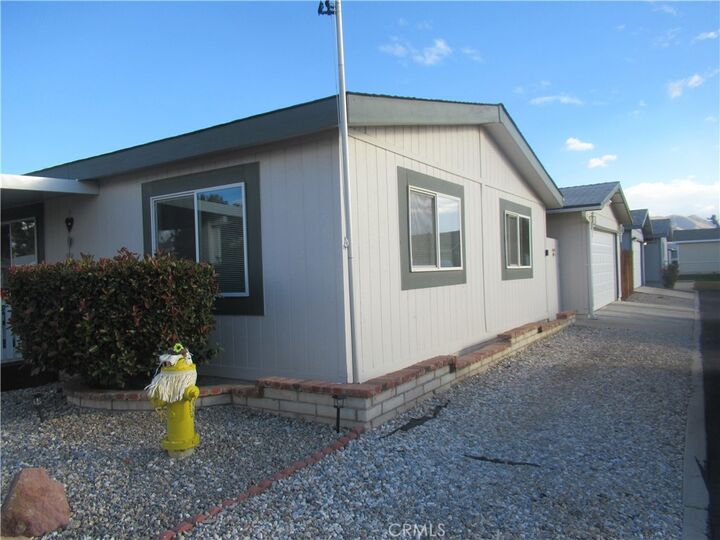 Property Photo: 21621 Sandia Road 33 CA 92308