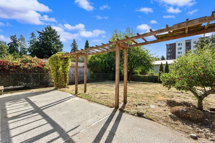 Property Photo: 829 NE 189th Street WA 98155