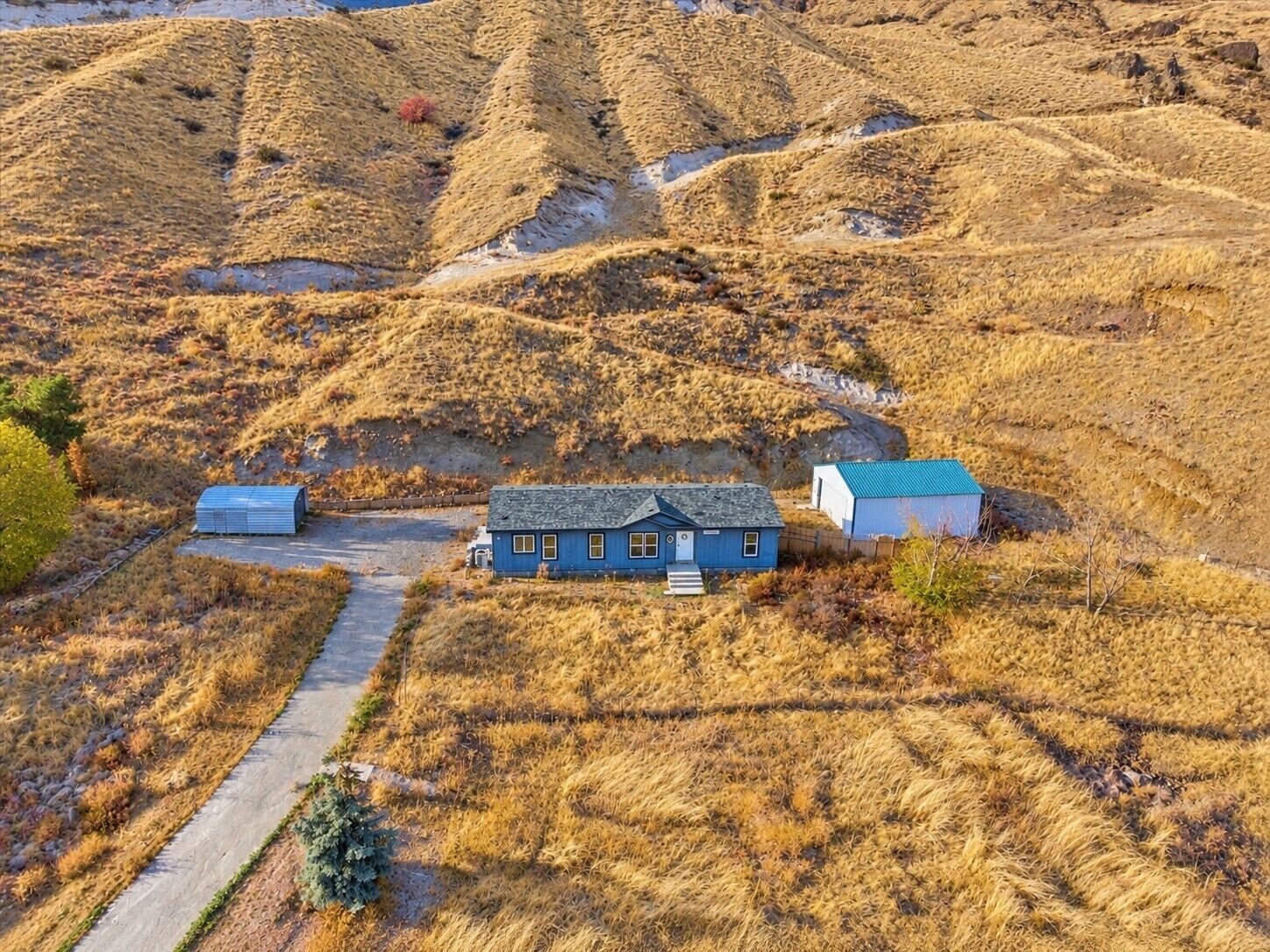 Property Photo:  3570  Pinnacle Place  WA 98828 