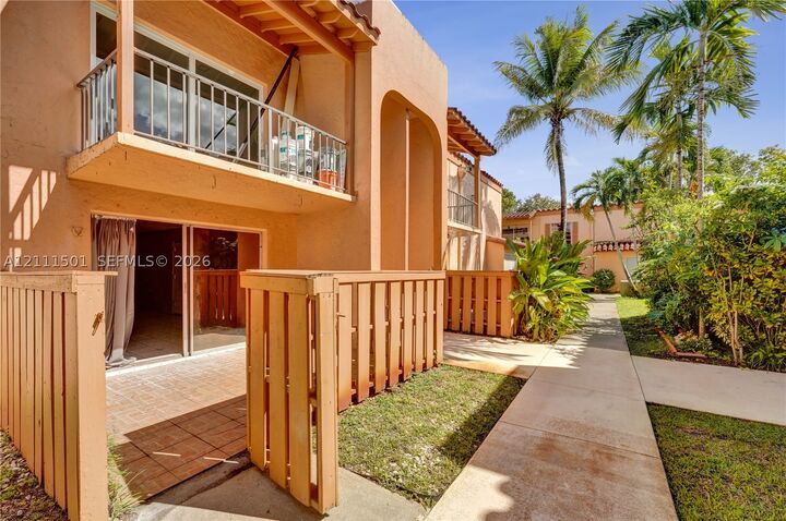 Property Photo:  7111 Miami Lakes Dr N1  FL 33014 