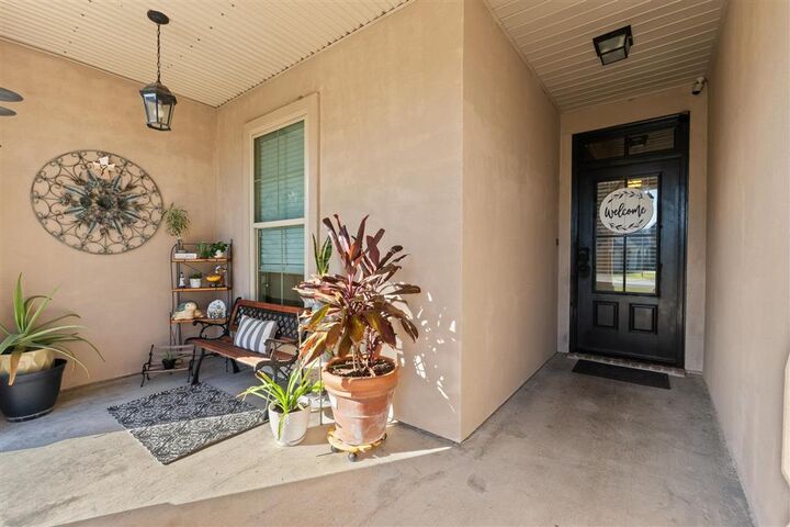 Property Photo: 14 Mill Creek Dr Drive LA 70663