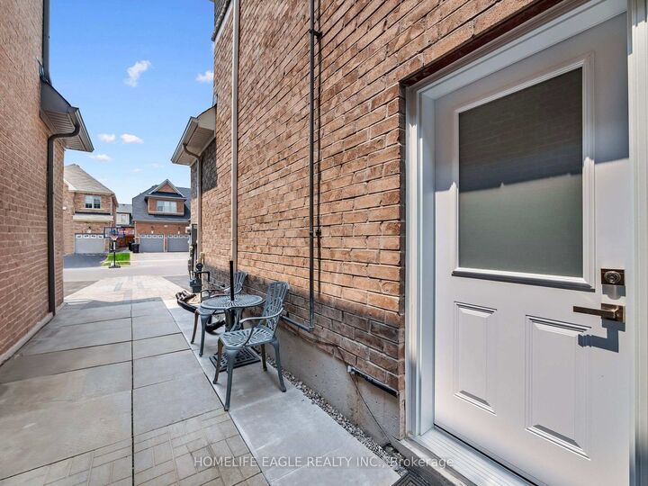 Property Photo:  97 Belfry Drive  ON L3Z 0V6 