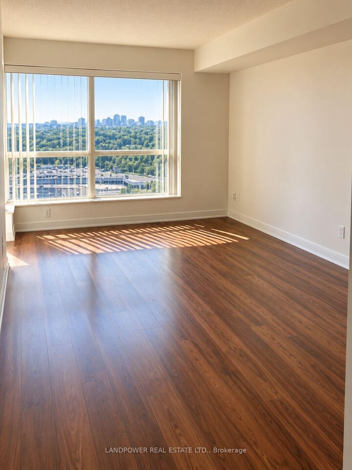 Property Photo:  181 Village Green Square 1516  ON M1S 0K6 