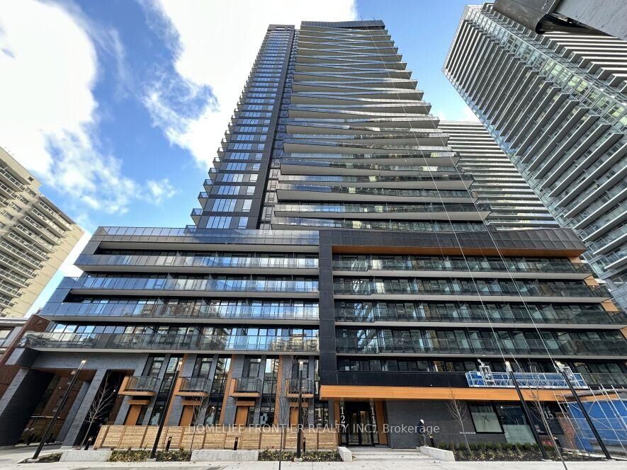 Property Photo:  127 Broadway Avenue 603  ON M4P 1V4 