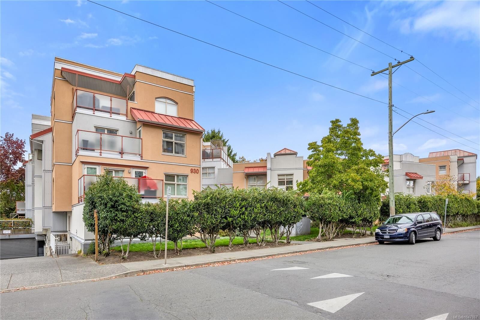 Property Photo:  930 North Park St #104  BC V8T 1C6 