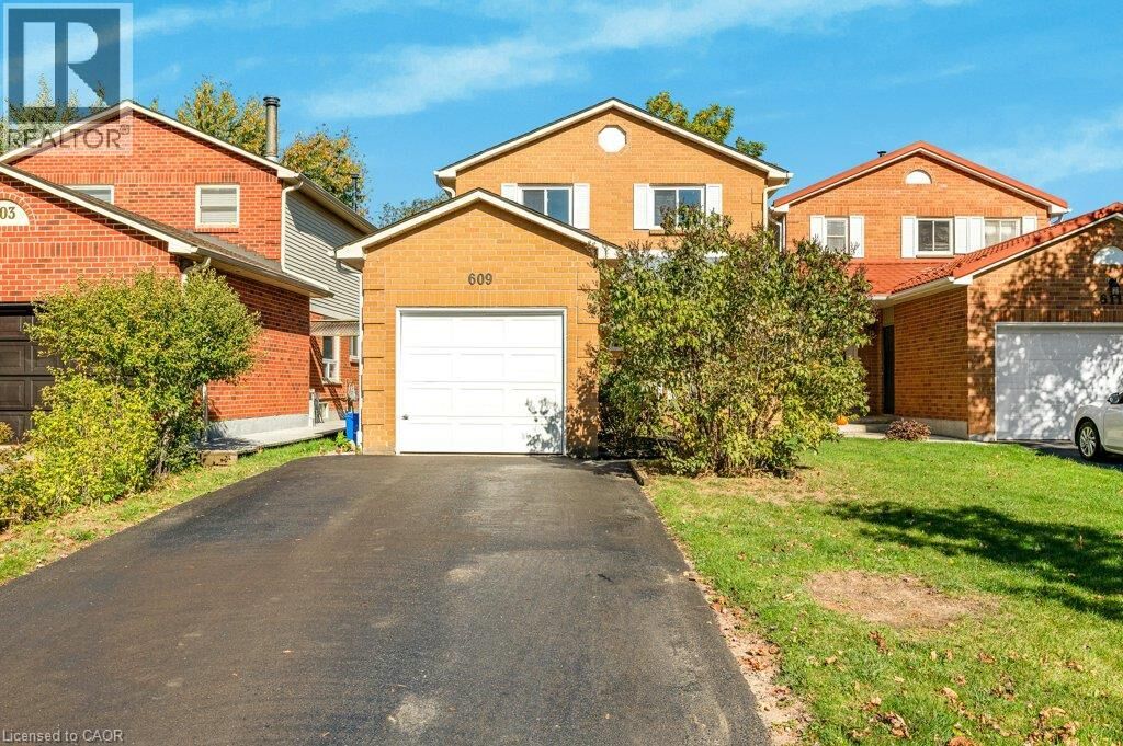 Property Photo:  609 Roseheath Drive  ON L9T 4X2 