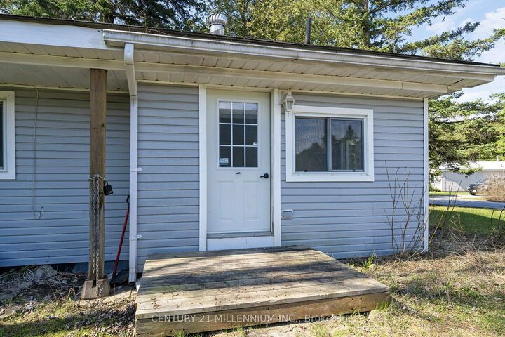 Property Photo: 17 Cedar Lane ON N0B 1T0