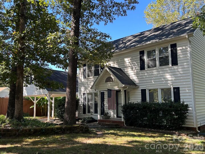 Property Photo: 1555 Brookbend Court SC 29715