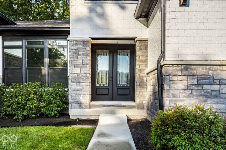 Property Photo:  5200 Sherrington Court  IN 46077 