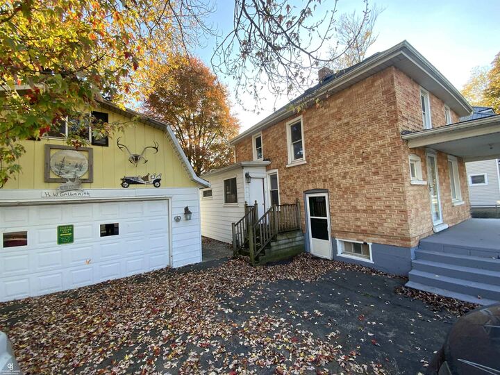 Property Photo: 114 Ward Street MI 48422
