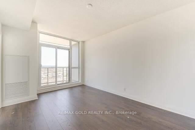 Property Photo: 17 Zorra Street 1406 ON M8Z 4Z6