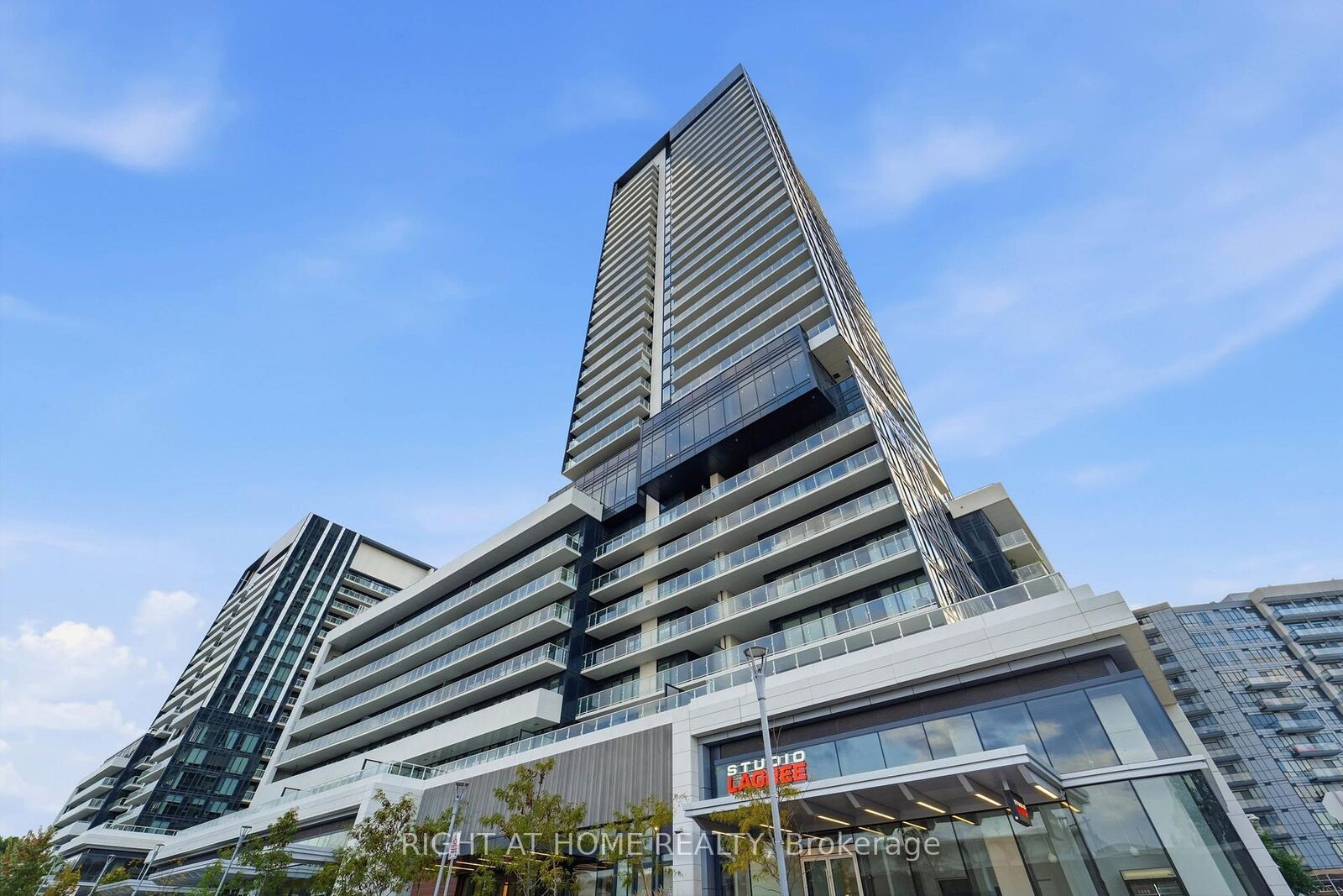 Property Photo: 50 O'Neill Road 719 ON M3C 0R1