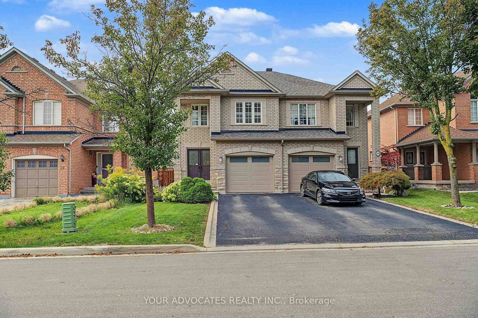 Property Photo:  14 La Neve Avenue  ON L4H 1N9 