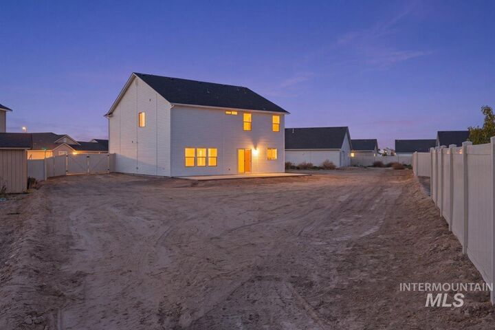 Property Photo: 16374 Sandon Ave ID 83607