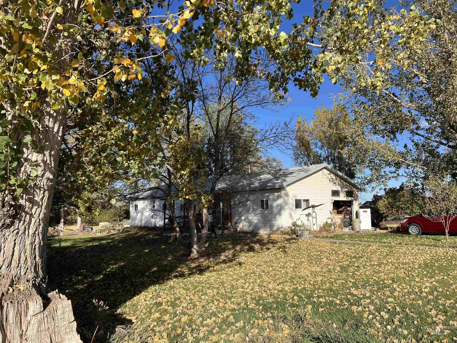 Property Photo:  1098 E 3700 N  ID 83316 