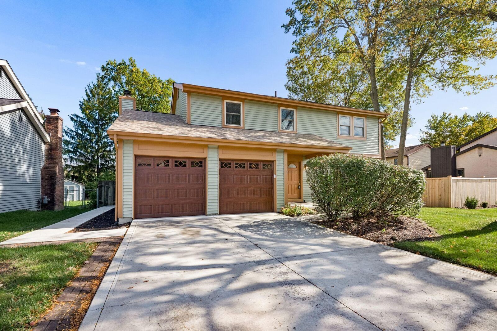 Property Photo: 862 Ridenour Road OH 43230