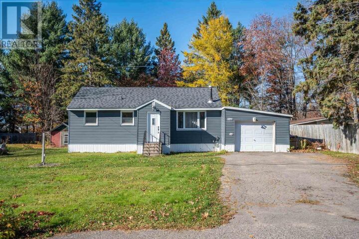 Property Photo:  246 Old Highway 17 N  ON P6A 5K7 