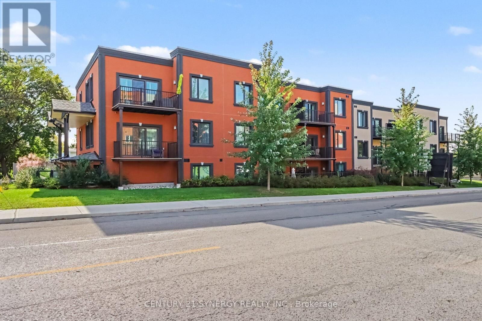 Property Photo:  40 McGill Street South 2B  ON K7A 0C5 