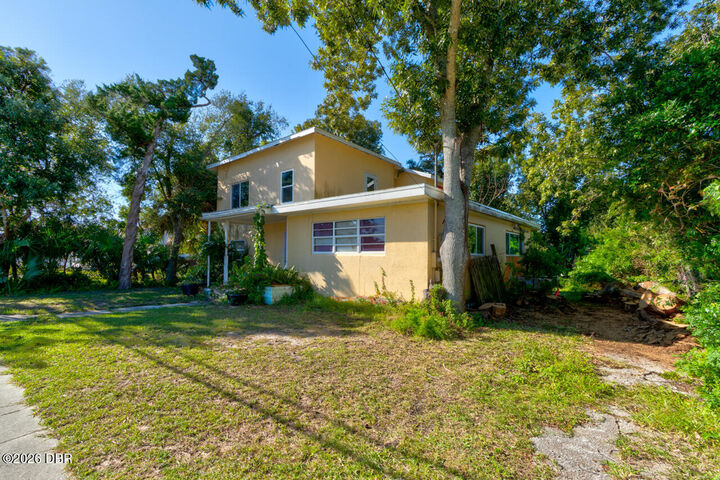 Property Photo:  224 Daytona Avenue  FL 32117 