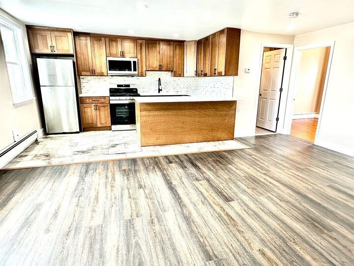 Property Photo:  458 Central Ave 3  NJ 07307 