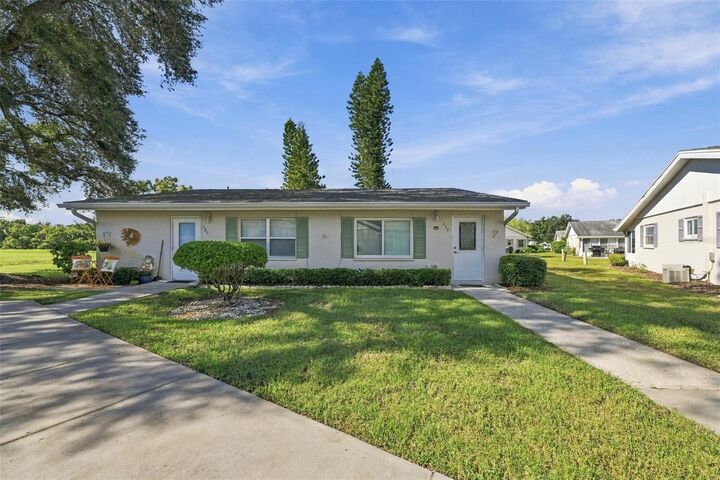 Property Photo: 2202 Clubhouse Drive 179 FL 33573