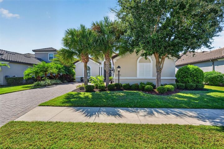 Property Photo:  4740 Benito Court  FL 34211 