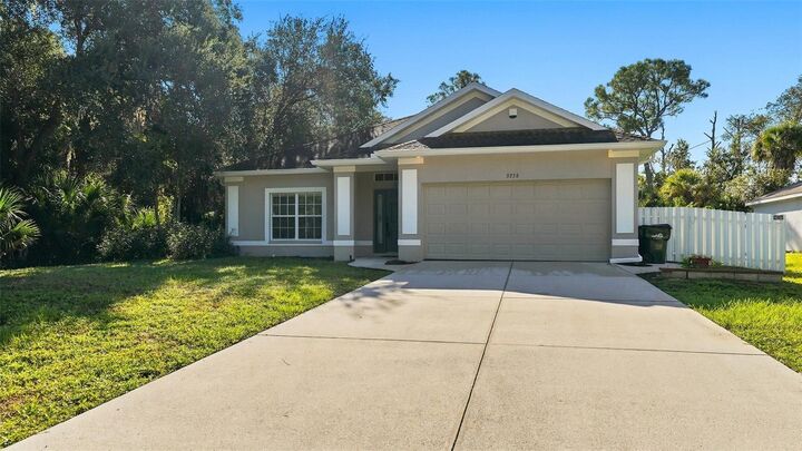 Property Photo: 3736 Town Ter FL 34287