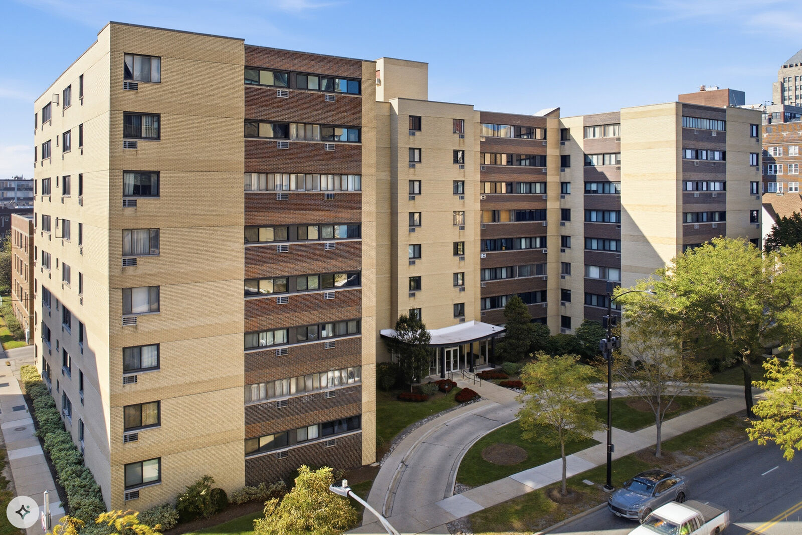 Property Photo:  6300 N Sheridan Road 712  IL 60660 
