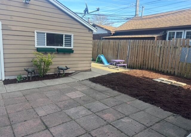 Property Photo: 4217 N Narragansett Avenue IL 60634