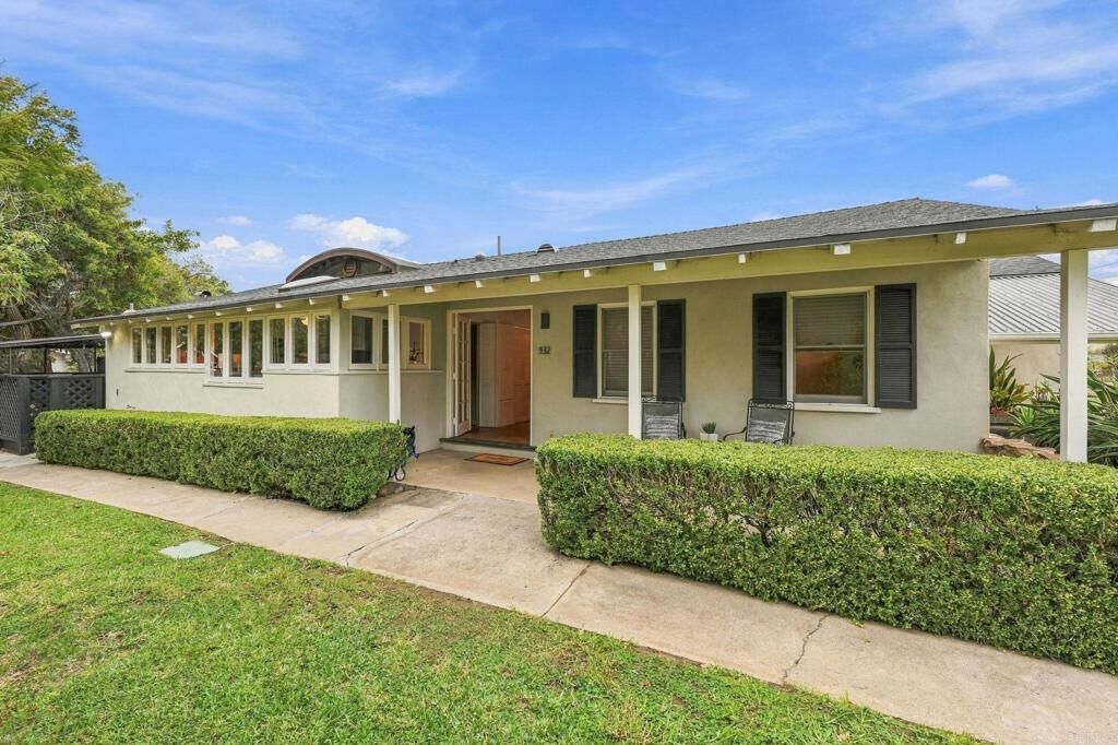 Property Photo:  532 Hermes Avenue  CA 92024 