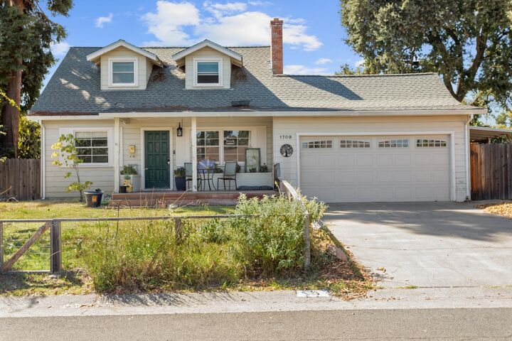 Property Photo: 1709 Pluto Way CA 95864