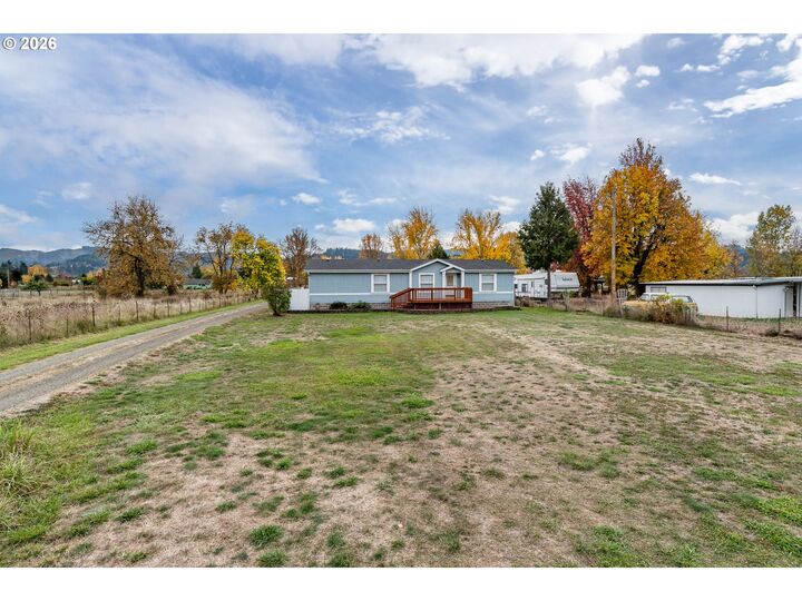 Property Photo: 3421 Nonpareil Rd OR 97479