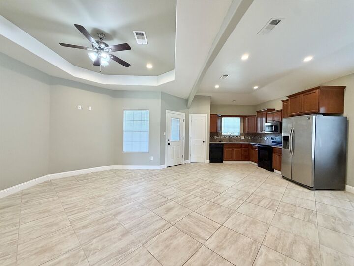 Property Photo: 2855 Amber TX 77619