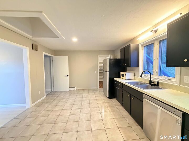Property Photo:  22 Pleasant Rise Rise A  CT 06804 
