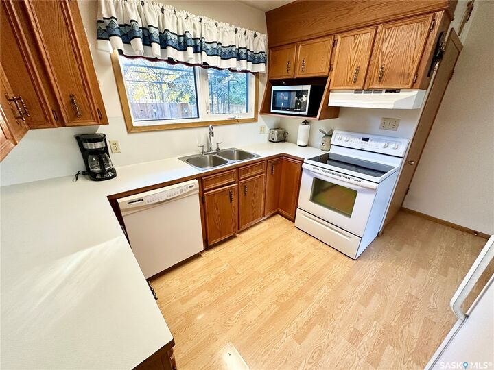 Property Photo: 236 13th Street NE SK S4H 1L2
