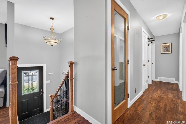 Property Photo:  1211 Pascoe Drive E  SK S6H 7A2 