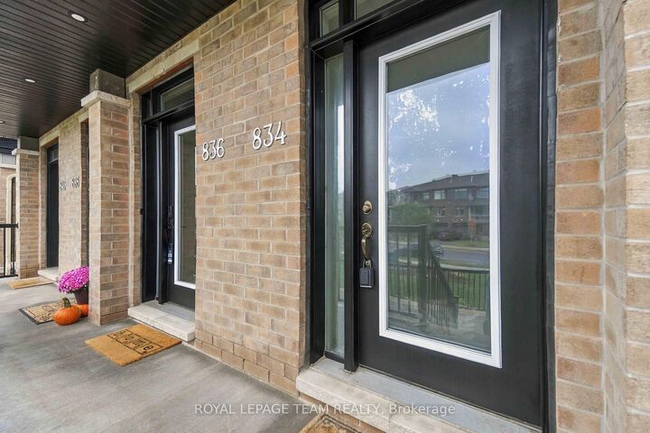 Property Photo:  834 Ralph Hennessy Avenue  ON K1X 0E4 